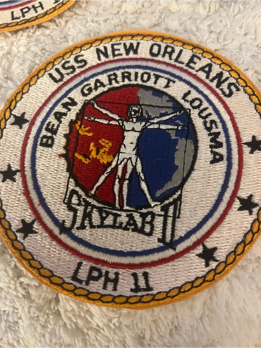 A collection of 4 embroidered NASA mission patches. See description for details. - Picture 4 of 5